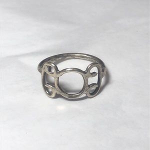 Old silver Filigree-esque ring size 5